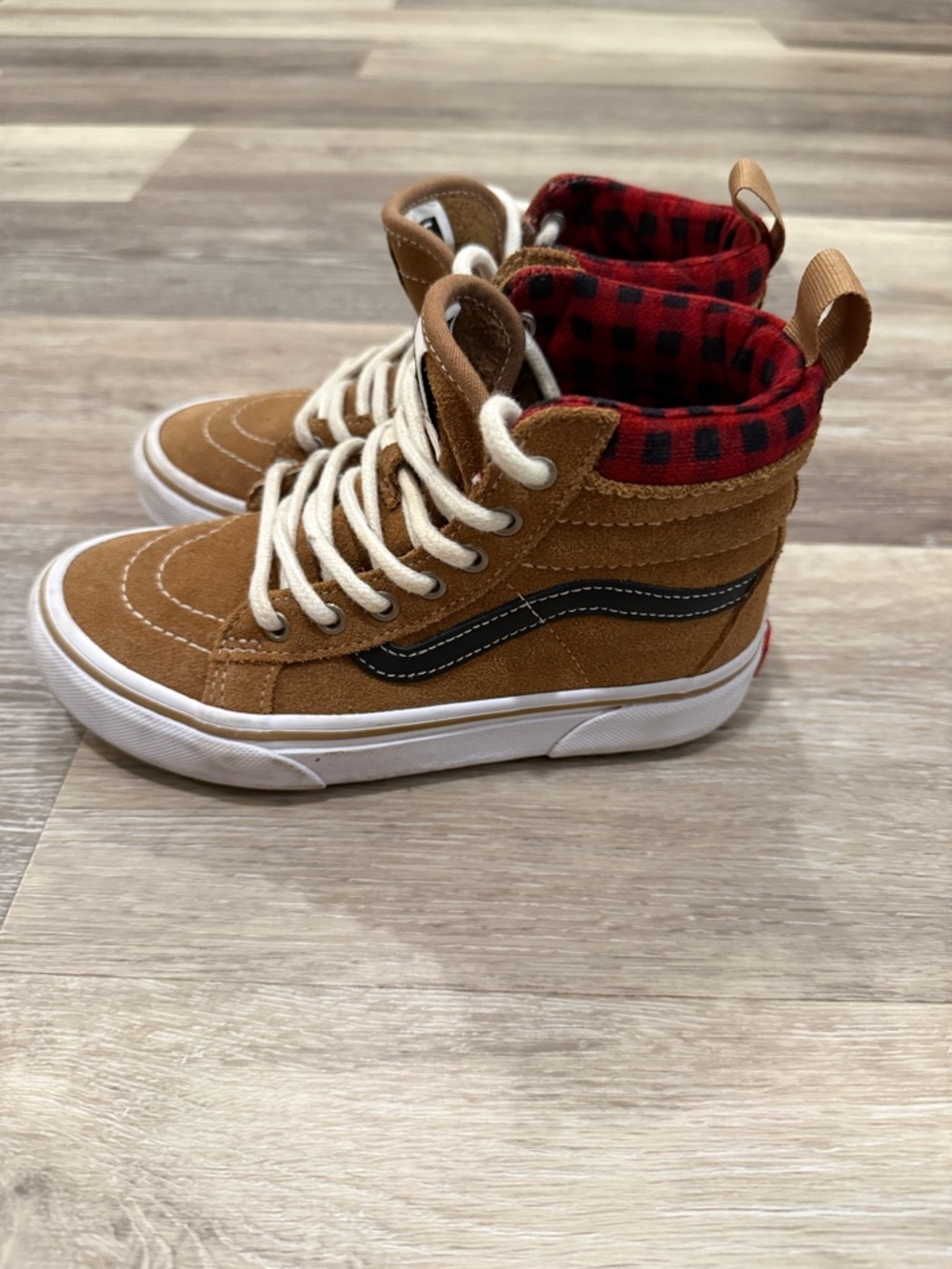 Vans Kids Tan Suede High-Top Sneakers with Red Buffalo Plaid Collar